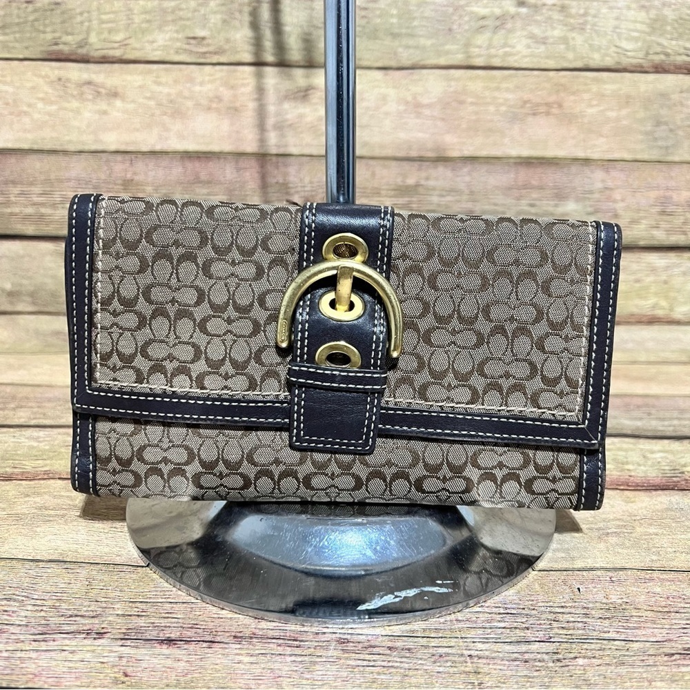 Coach Signature Wallet